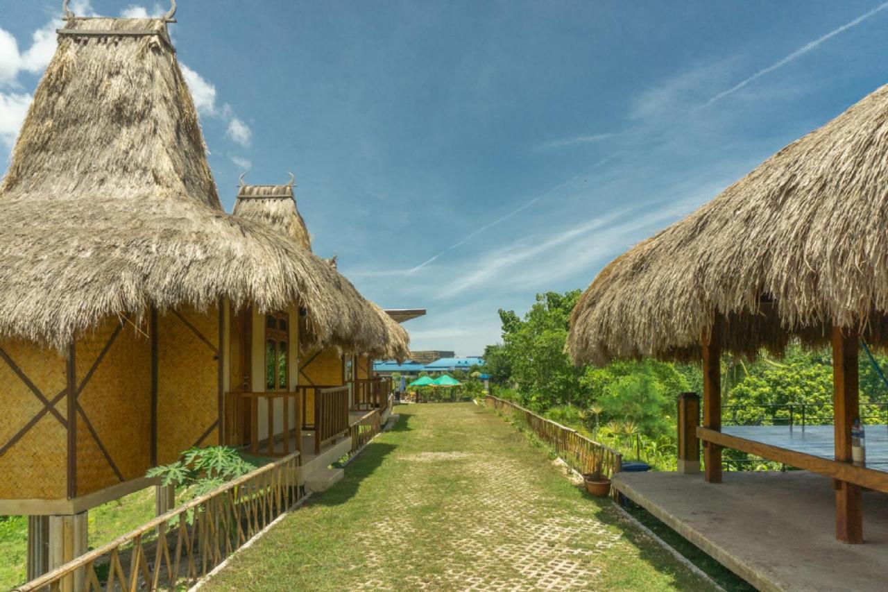 فندق Reddoorz @ Tambolaka Sumba Lokokaki المظهر الخارجي الصورة