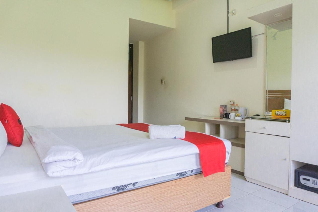 فندق Reddoorz @ Tambolaka Sumba Lokokaki المظهر الخارجي الصورة