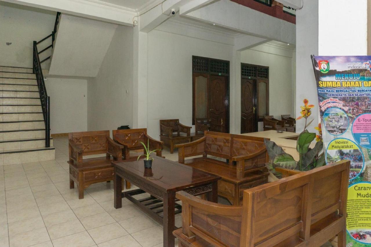 فندق Reddoorz @ Tambolaka Sumba Lokokaki المظهر الخارجي الصورة