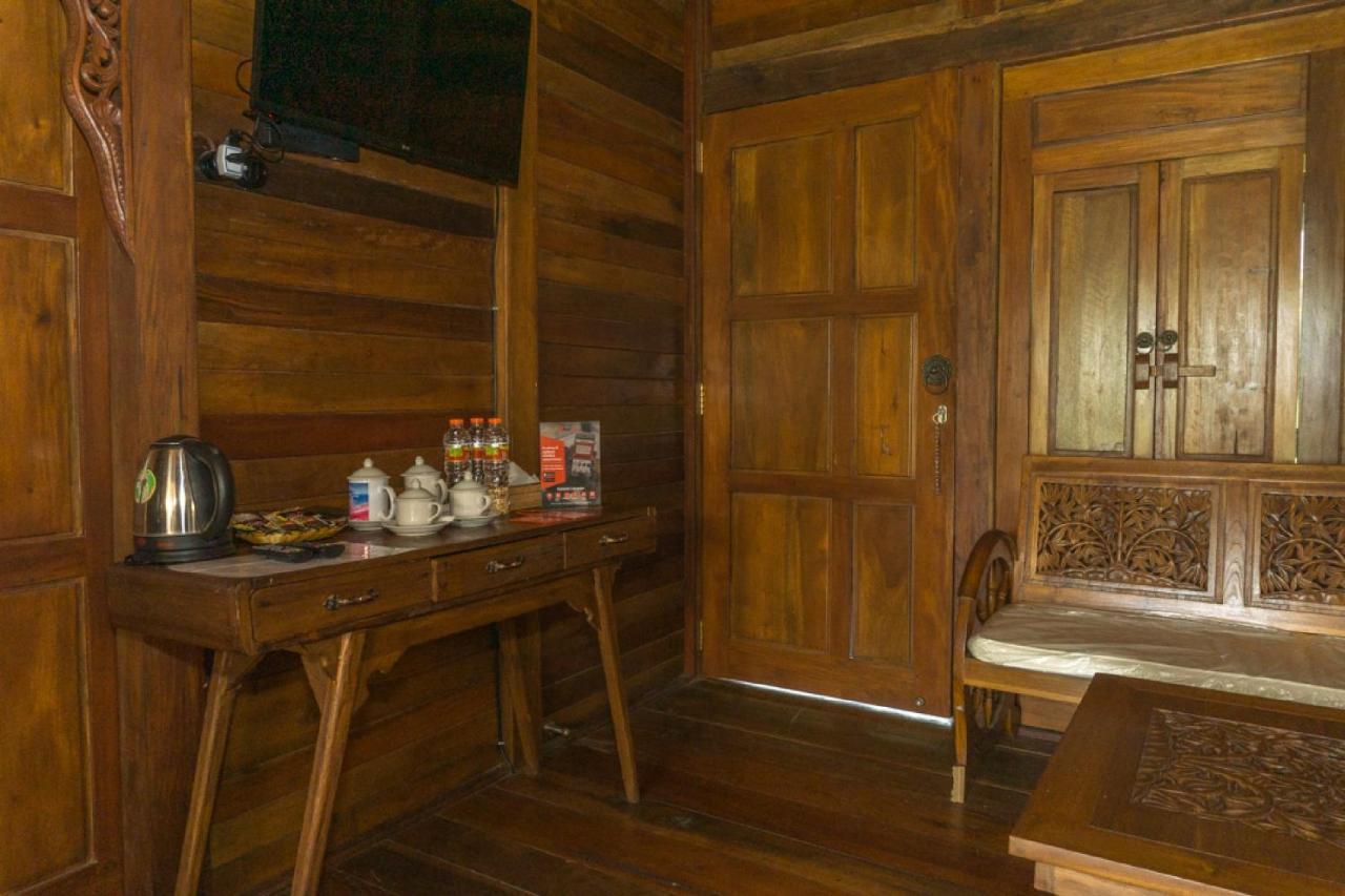 فندق Reddoorz @ Tambolaka Sumba Lokokaki المظهر الخارجي الصورة